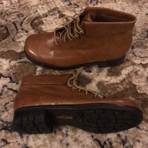 EARTH SHOE Cognac Tan Booties Lace Ankle boots 9.5